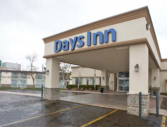 Days Inn Owen Sound 01.[1]